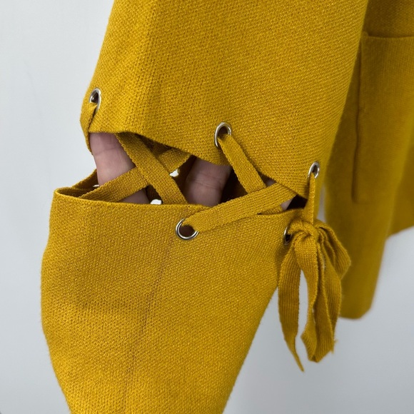 NWT Liquorish Sweater Cutout Elbows Arms Ties Womens Small Oversized - Picture 2 of 8